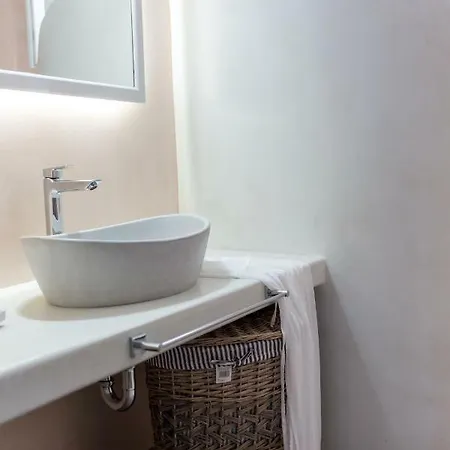 Plaisir Villa Megalochori (Santorini)